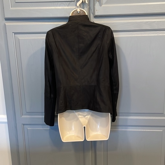 Vince black fitted leather blazer/jacket with hidden zipper pockets - Picture 3 of 9